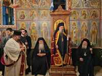 Πάτρα: Λαοθάλασσα στον εσπερινό για την ...