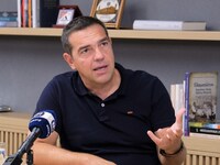 Aλ. Τσίπρας για φωτιά στην Αιγιάλεια: «Ό...