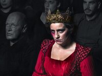 Εθνικό Θέατρο: Δείτε online την παράστασ...