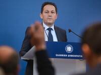 "Λίστα Πέτσα": σκανδαλώδης η κ...