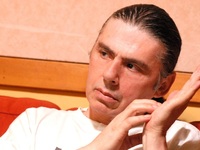 Έφυγε από τη ζωή ο συνθέτης και τραγουδι...