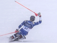 Η συγκινητική τελευταία κατάβαση του Έλλ...