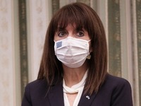 Πρόεδρος της Δημοκρατίας από Μεσολόγγι: ...