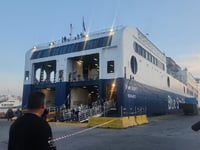 Προειδοποίηση για βόμβα στο Bluestar 1- ...