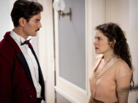 Grand Hotel: Η Αλίκη ζητά από τον Πέτρο ...