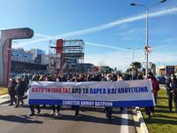 "Μας κόβουν τα βαρέα και ανθυγιεινά...