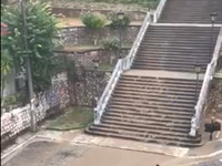 "Καταρράκτης" οι σκάλες της Αγ...