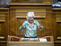 Σία Αναγνωστοπούλου: Η κυβερνητική κοροϊ...