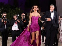 «Βασιλιάς» στη Μόστρα ο ερωτευμένος και ...