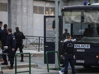 Χρυσή Αυγή: Ξεκίνησαν οι μεταγωγές στις ...