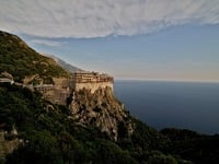Σεισμός στο Άγιο Όρος: Ζημιές στις Μονές...