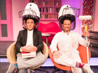 Περιοδεία κάνει το "Σεσουάρ για δολ...