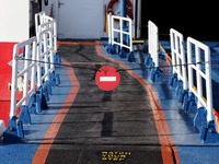 Παράνομη η απεργία των ναυτεργατών από τ...