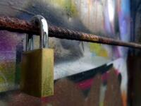 Τα ισχυρά...λουκέτα της αγοράς που άφησα...