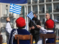 25η Μαρτίου: Εντυπωσιακή η παρέλαση στην...