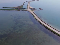 Ο εντυπωσιακός δρόμος που... επιπλέει στ...