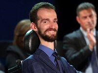 Ευρωβουλευτές: Ποιοι προηγούνται σε σταυ...