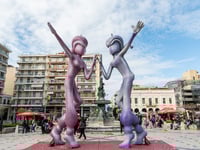 Πάτρα: Δεσπόζει στην πλατεία Γεωργίου Α΄...