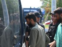 Οι μετανάστες ήταν αθώοι, αλλά η δουλίτσ...