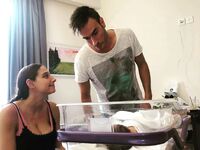 Φωτεινή Αθερίδου: Η φωτογραφία με το μωρ...