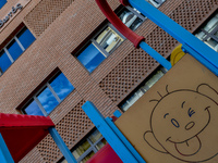 Κιβωτός του Κόσμου: Στη Μιχαηλίδου το πό...