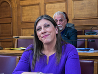 Η Ζωή Κωνσταντοπούλου έκλεισε το τηλέφων...