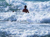 Καιρός σήμερα: «Σφίγγει» η ζέστη, «μαλακ...