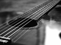 Συνεχίζονται οι εγγραφές στη σχολή Κιθάρ...