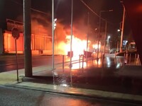 Ρομά: Σοβαρά επεισόδια στο Μενίδι, πυρπό...