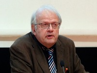 Άκης Τσελέντης: Κατά πάσα πιθανότητα ήτα...