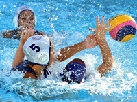 Για το χάλκινο οι Νέες γυναίκες της ΝΕΠ