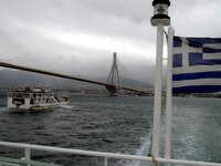 Το πλήρωμα ferry boat περισυνέλεξε άνδρα...