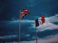 Γαλλία και Βρετανία κοντά σε συμφωνία γι...