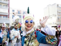 Όλο το φετινό ...παράξενο Πατρινό Καρναβ...