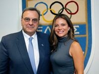 Μαρία Μενούνος: Πρέσβης της Ελλάδας στου...
