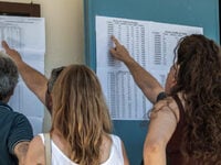 Πανελλαδικές Εξετάσεις: Πότε κλείνει η π...