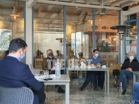 Η πολιτική διαμάχη από την Ικαρία μέχρι ...