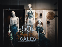 Χειμερινές εκπτώσεις: Ξεκινούν στις 8 Ια...