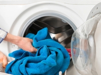 Τι να κάνετε εάν το πλυντήριο ή το στεγν...