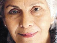 ΜΙΑ ΒΡΑΔΙΑ ΑΦΙΕΡΩΜΕΝΗ ΣΤΗΝ ΠΟΙΗΤΡΙΑ ΚΙΚΗ...