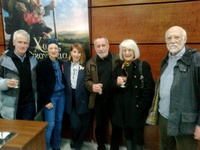 Γιορτινό το κλίμα το βράδυ της Δευτέρας ...