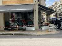 Πάτρα: Καταστροφές σε κατάστημα ιδιοκτήτ...