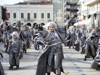 Πατρινό Καρναβάλι 2026: Πολύχρωμες στολέ...