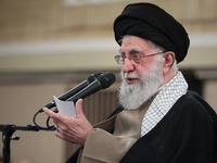 Ιράν: Αναβλήθηκε η κηδεία του Χαμενεΐ