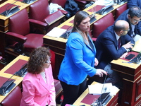Στην Επιτροπή Δεοντολογίας στέλνει ο Πρό...