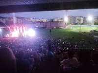 Οι πιτσιρικάδες της θεάς μπάλας κι ο μον...