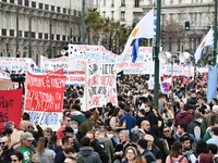 Πολύ μεγάλο το συλλαλητήριο της Αθήνας για την τραγωδία των Τεμπών - ΦΩΤΟ ΚΑΙ ΒΙΝΤΕΟ