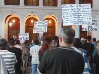 Πάτρα: "Ξέφυγαν" οι αντιεμβολι...