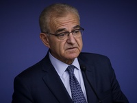 ΣΥΡΙΖΑ: «Ο πρωθυπουργός της αριστείας πα...