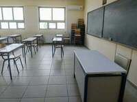 Πότε κλείνουν τα σχολεία για Χριστούγενν...